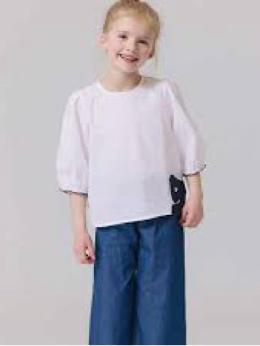 Pink chicken Dana Bow Top | White and denim pants bundle